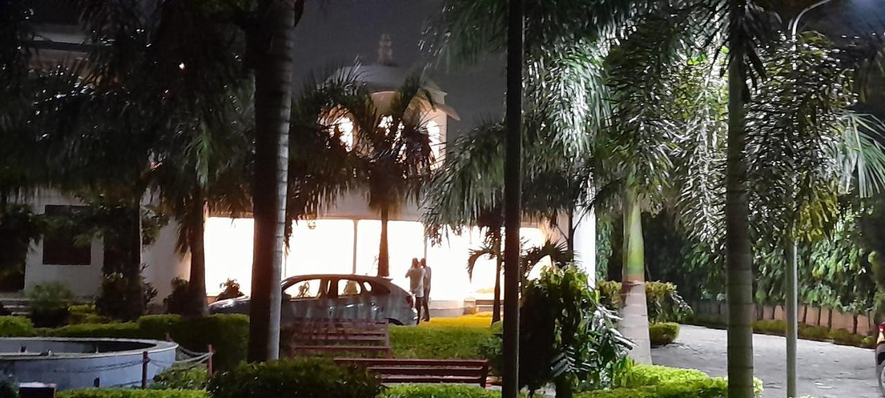 Ashoka Resort & Banquets Begusarai Exterior foto